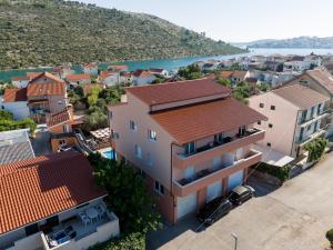Apartments Villa Monique 