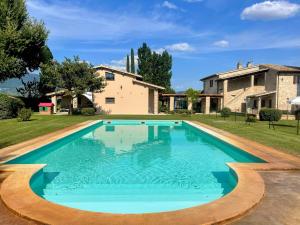 Ab Fab villa with pool, huge grounds, mediation park, child activity park - exc