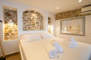 Pontikonisi Hotel & Suites-Adults Only