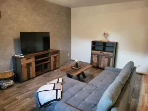 2 Raum Wohnung mit Terrasse und AC - Schilde