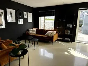 Hus ved fjorden - Sunde