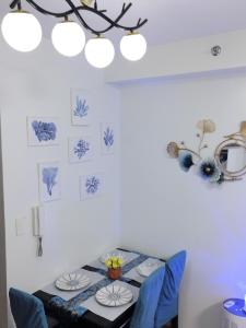 E & R Staycation Condotel near Mall of Asia