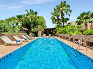 Villa by Playa den Bossa & Ibiza town 7min, BBQ
