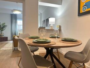 Urzaiz 33-35, 1 by YBH