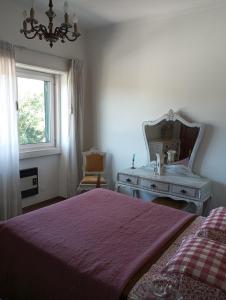 Casa de alojamento local (T2) Queluz de Baixo