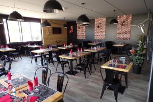 Campings Mobil home 6-8 places en Camping 4etoiles Saint Cyprien : photos des chambres