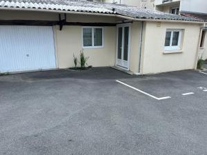 Petite maison centre ville