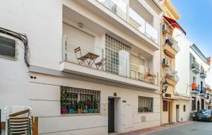 Beautiful Apartment In Fuengirola