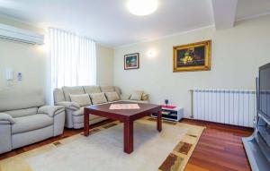 Awesome Home In Pobri