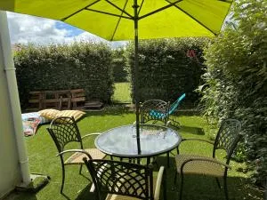 Appartement au calme à 10min des plages - avec Rez de Jardin et Terrasse - Tosse