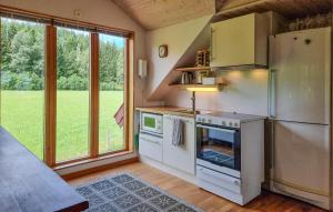 1 Bedroom Awesome Home In Västerlanda