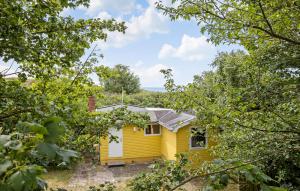 1 Bedroom Gorgeous Home In Aakirkeby