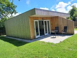 Strandhuisje Freek, 900 m van zee en strand - Callantsoog