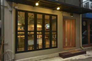 Bangkok Chat box Hostel