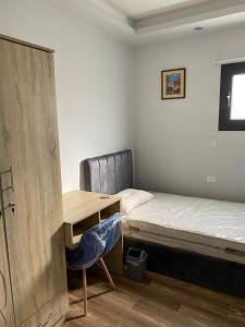 private room in shared apartment New Cairo