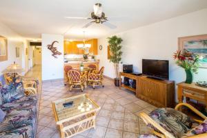 Two Bedroom Garden View Suite room in Castle Kamaole Sands