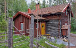 Lovely Home In Borlänge With Sauna