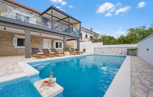 Lovely Home In Plastovo With Sauna