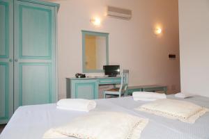Standard Single Room with Mountain View