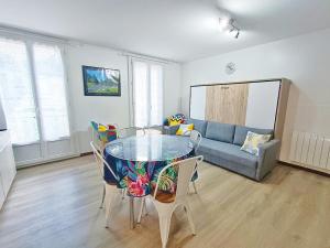 Appartements Residence des Jardins, wifi, centre Luchon : photos des chambres