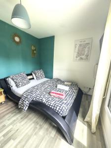 Maisons d'hotes Chambre AMOUR proche de Paris et a 10 minutes d'Orly : photos des chambres