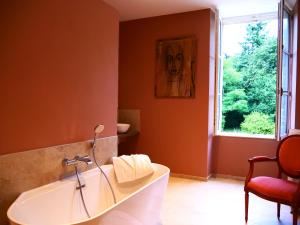 B&B / Chambres d'hotes Domaine du cloitre : photos des chambres