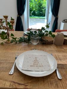 Maisons de vacances LE REPAIRE DU CLAIN gite 4 etoiles : photos des chambres
