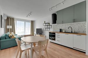 Baltic Sea Letnica Apartments with Parking by Lion Apartments