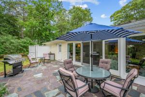 38 Monomoyic Way Chatham - Poppys Place