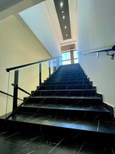 Suíte Gold com varanda e Hidro 302