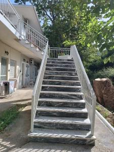 GIOTAS APARTMENTS - STUDIOS