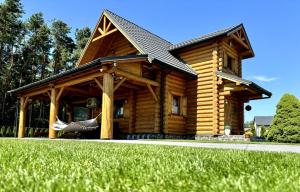 Dom Wakacyjny Złoto Północy na wyłączność, parking, plac zabaw, tarasy