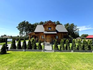 Dom Wakacyjny Złoto Północy na wyłączność, parking, plac zabaw, tarasy