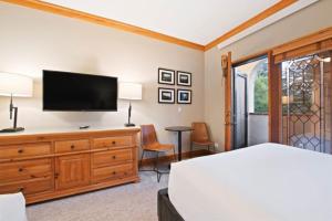 The Charter at Beaver Creek C025