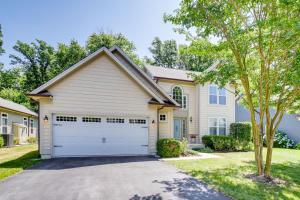 Deck, Hot Tub and Resort Amenities Ocean View Gem