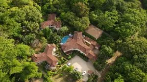 The Hideaway Hotel - Carrillo