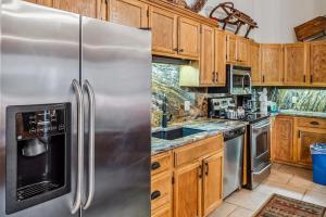 2BR Keystone Condo Near Ski Lifts and Trails
