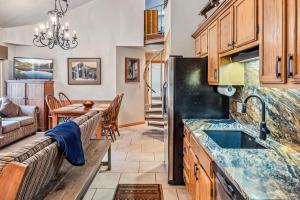 2BR Keystone Condo Near Ski Lifts and Trails
