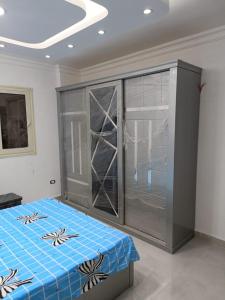 younan house