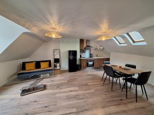 Appartements Faubourg des voyageurs 7 - T2 climatise 2 personnes - proche axe autoroute : photos des chambres