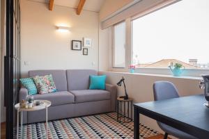 Panoramic luxury apartment w AC Downtown and Metro