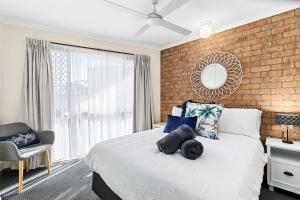 Seabatical on Cypress