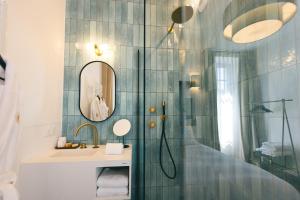 Hotels Villa Lorenzo Chambres & Restaurant Barcelonnette Hotel : photos des chambres
