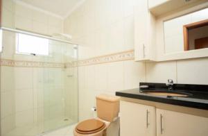 Próximo ao centro, 3 quartos com suíte