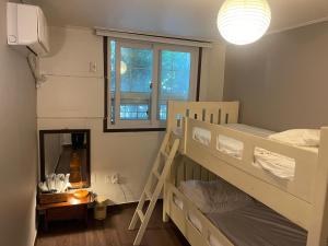 Grim Garden Guesthouse