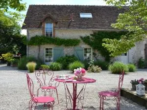 Beautiful holiday home with garden - 皮蒂维耶