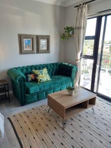 Silver Views Guest Suite - No loadshedding!