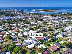 Fully airconditioned, pet friendly, 5mins to beach - Caloundra West