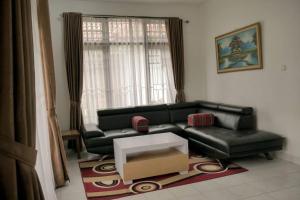 Villa Lotus Puncak D03