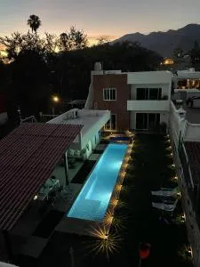 Luna Sol Lake & Mountain View - 阿吉吉克